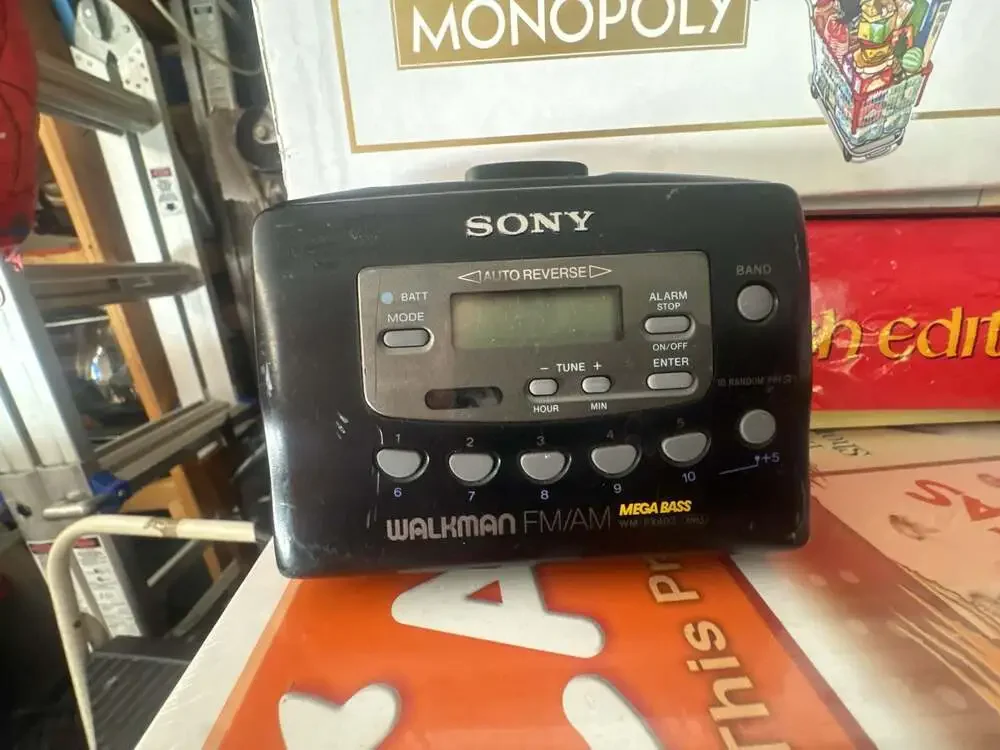 Sony Walkman WM-FX403 Mega Bass FM/AM Portable Cassette Player